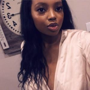 Meet your Posher, Leah